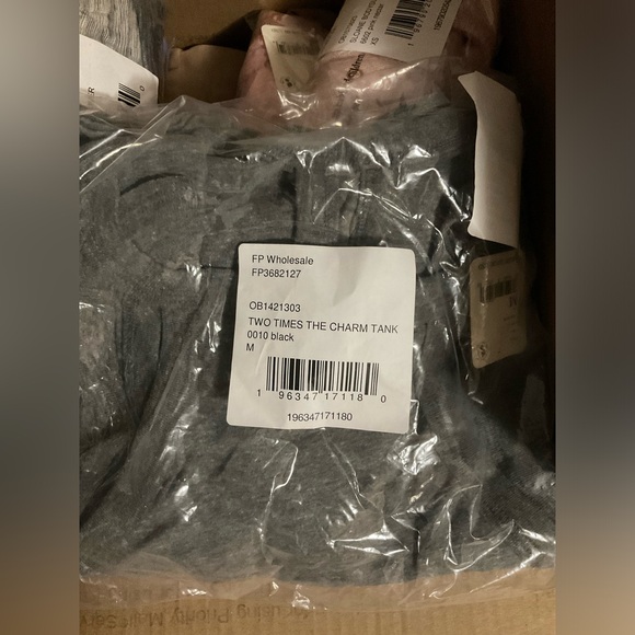 NWT FREE PEOPLE 10 Piece Reseller Bundle - Picture 15 of 16